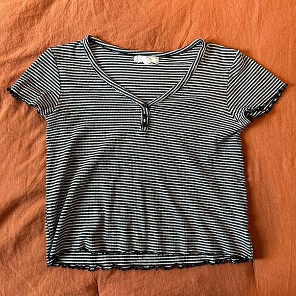 Women’s Glitz Black and White Striped Crop Top - Picture 1 of 3
